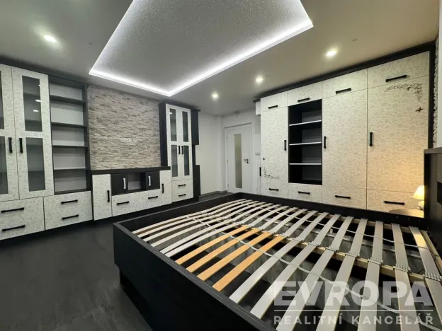 Prodej bytu 2+kk, Plzeň - Severní Předměstí, Křížkova, 76 m2