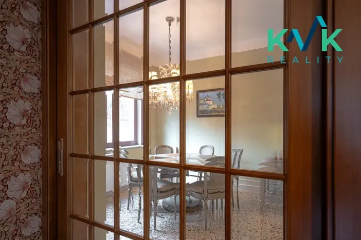 Prodej bytu 6+kk a větší, Karlovy Vary, U Imperiálu, 252 m2