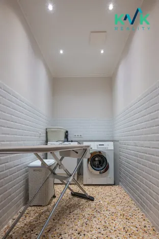 Prodej bytu 6+kk a větší, Karlovy Vary, U Imperiálu, 252 m2