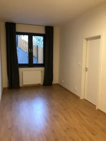 Pronájem bytu 2+kk, Praha - Záběhlice, Nad Chaloupkami, 62 m2
