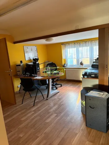 Pronájem skladu, Praha - Záběhlice, Zakrytá, 260 m2