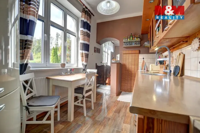 Prodej rodinného domu, Hostinné, Horská, 408 m2