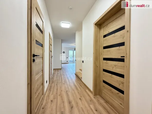 Prodej rodinného domu, Velká Jesenice, 160 m2