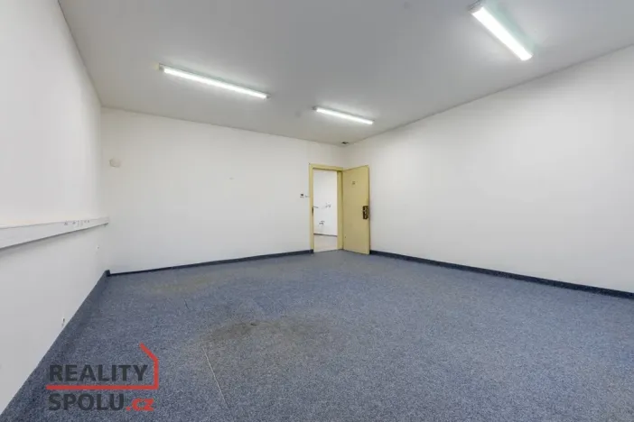 Pronájem kanceláře, Blovice, Americká, 100 m2