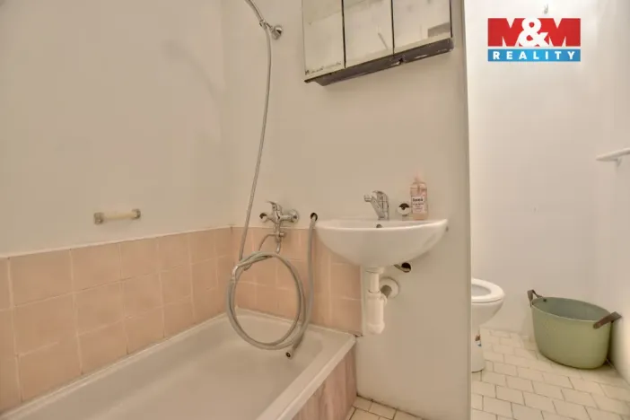 Pronájem bytu 1+kk, Hradec Králové - Nový Hradec Králové, Jana Masaryka, 35 m2