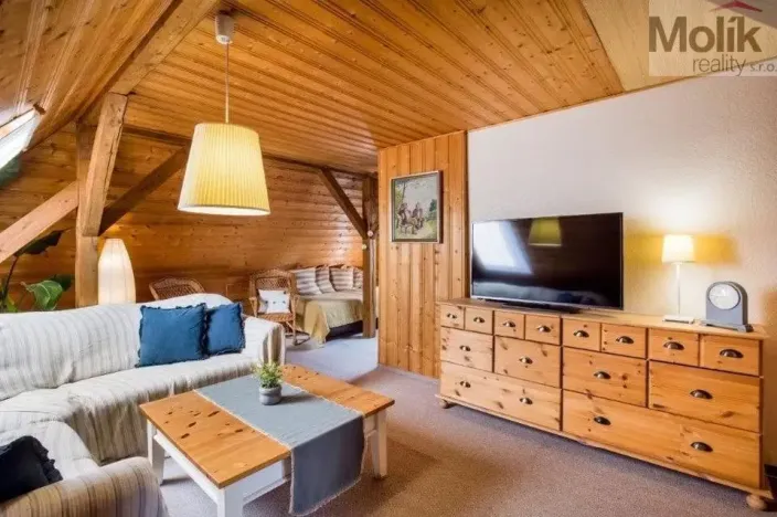 Prodej vícegeneračního domu, Jonsdorf, 320 m2