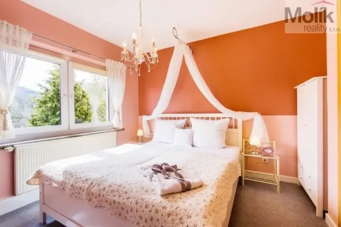 Prodej vícegeneračního domu, Jonsdorf, 320 m2