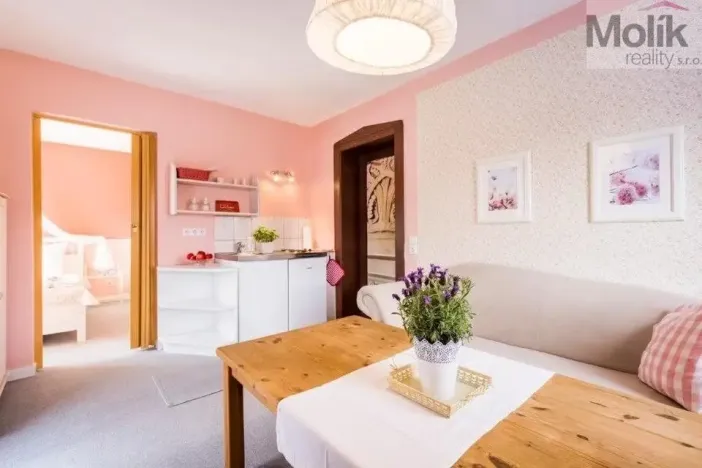 Prodej vícegeneračního domu, Jonsdorf, 320 m2