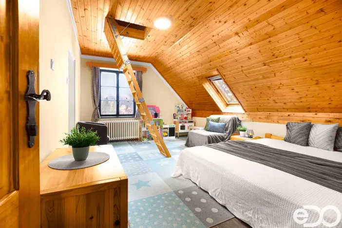 Prodej rodinného domu, Harrachov, 290 m2