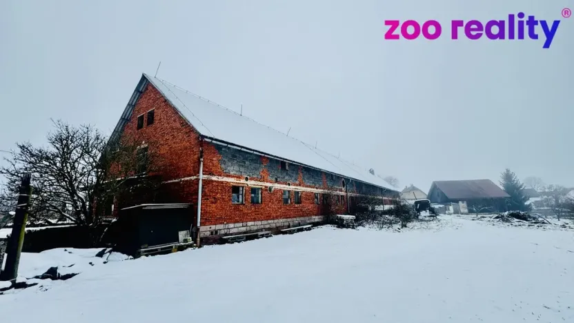 Prodej zemědělského objektu, Lomnice nad Popelkou, 850 m2