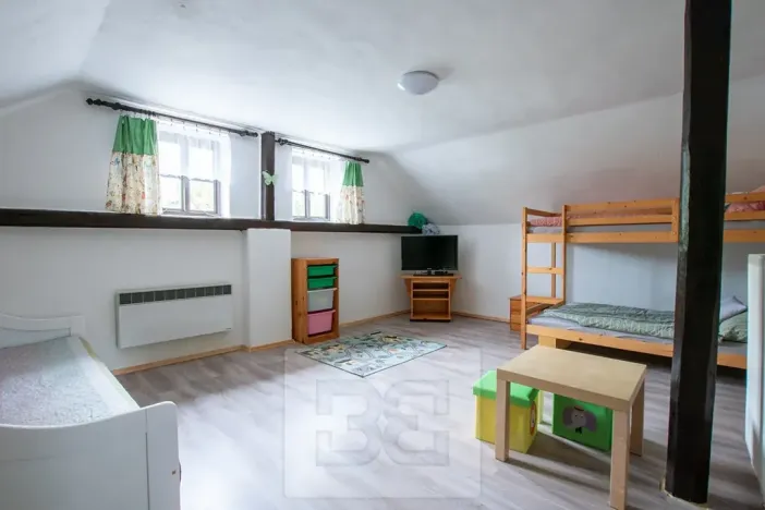 Pronájem rodinného domu, Uhlířské Janovice, 107 m2