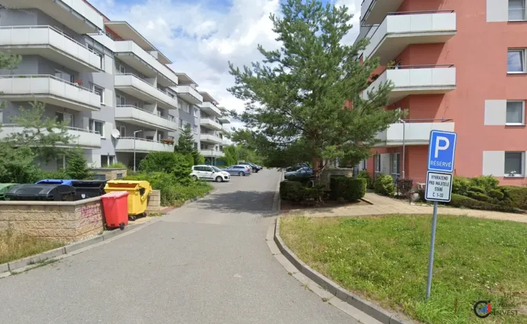 Pronájem garáže, Olomouc, Mošnerova, 12 m2