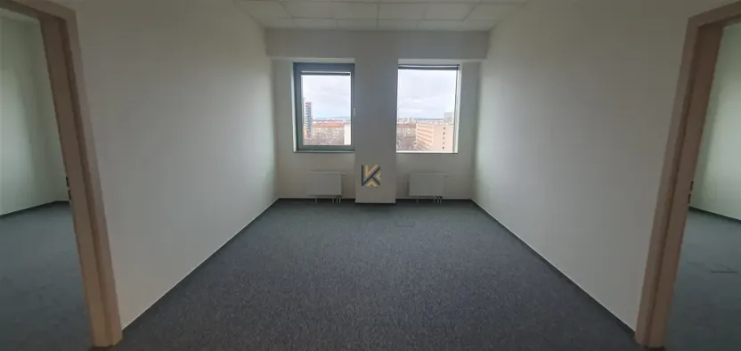Pronájem kanceláře, Praha, Vyskočilova, 300 m2