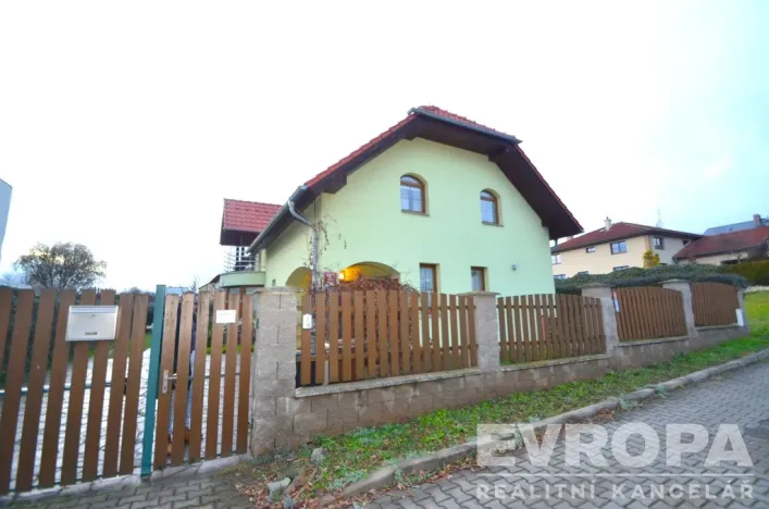 Pronájem bytu 2+kk, Praha - Slivenec, Na Korálově, 58 m2