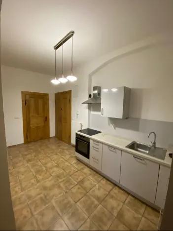 Pronájem bytu 2+1, Hradec Králové, Velké náměstí, 66 m2