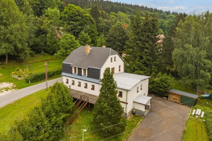 Prodej rodinného domu, Janov nad Nisou, 412 m2