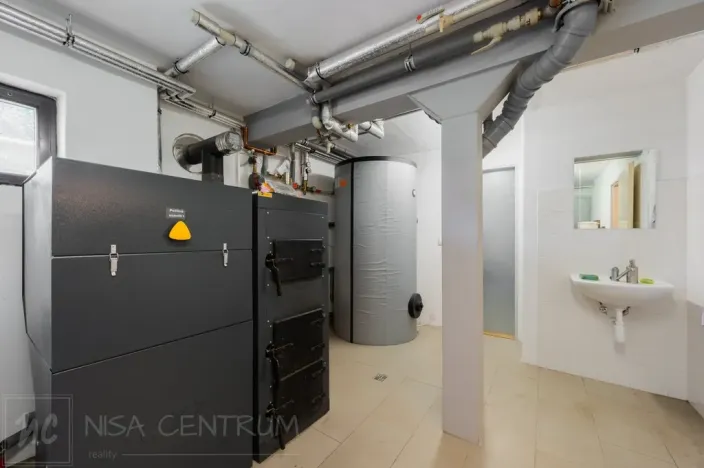 Prodej rodinného domu, Janov nad Nisou, 412 m2