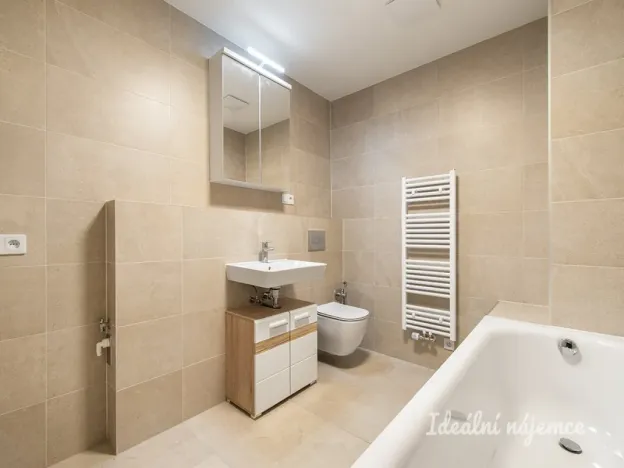 Pronájem bytu 2+kk, Praha - Žižkov, Dagmar Burešové, 62 m2