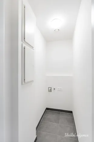 Pronájem bytu 2+kk, Praha - Michle, U plynárny, 53 m2