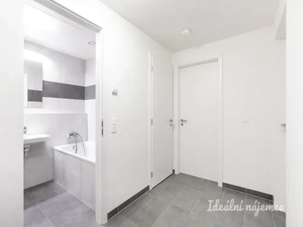 Pronájem bytu 2+kk, Praha - Michle, U plynárny, 53 m2