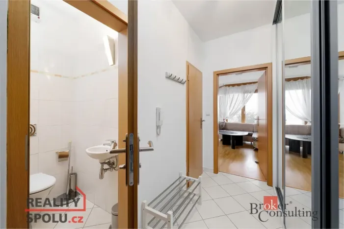 Prodej bytu 1+kk, Praha, 54 m2