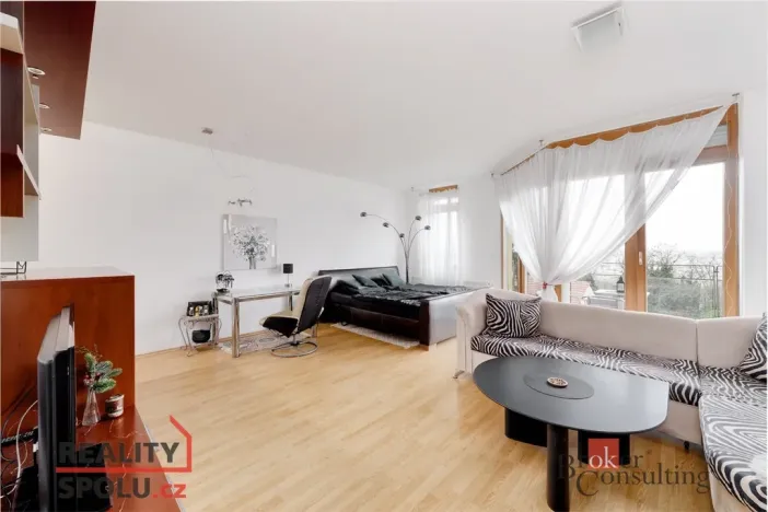 Prodej bytu 1+kk, Praha - Prosek, Prosecká, 54 m2