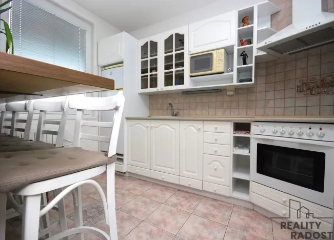 Pronájem bytu 2+kk, Břeclav, Na Valtické, 46 m2