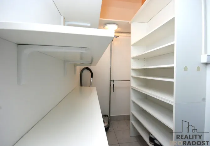 Pronájem bytu 2+kk, Břeclav, Na Valtické, 46 m2