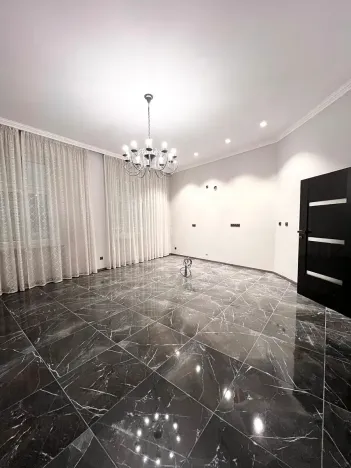 Prodej bytu 4+1, Karlovy Vary, Vřídelní, 160 m2