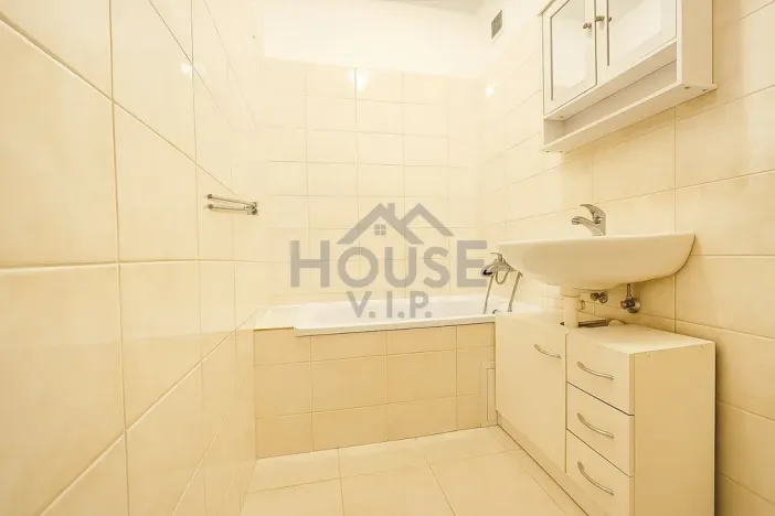 Prodej bytu 2+kk, Praha - Hlubočepy, Voskovcova, 42 m2