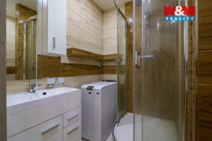 Prodej bytu 2+1, Kraslice, Hradební, 61 m2