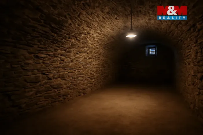 Pronájem restaurace, Jílové u Prahy, Masarykovo náměstí, 68 m2