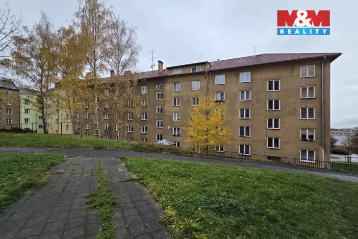 Prodej bytu 1+kk, Karlovy Vary - Rybáře, Majakovského, 24 m2