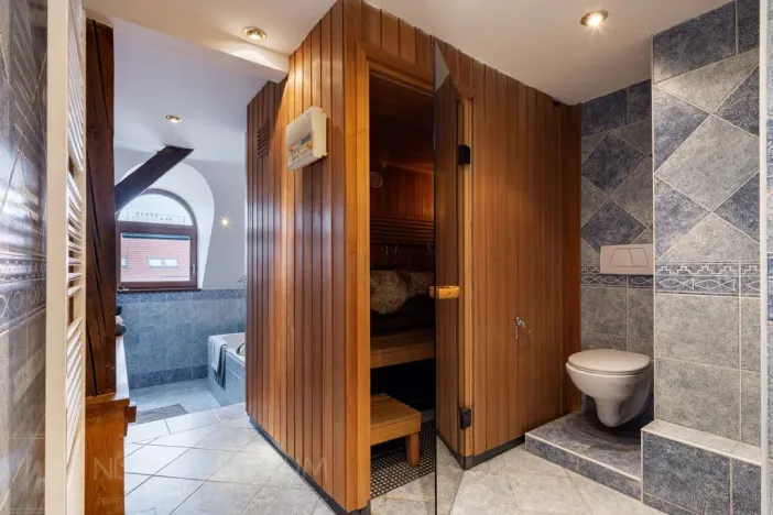 Prodej atypického bytu, Praha - Vinohrady, Vozová, 260 m2