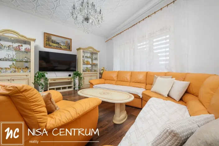 Prodej rodinného domu, Semily, 210 m2