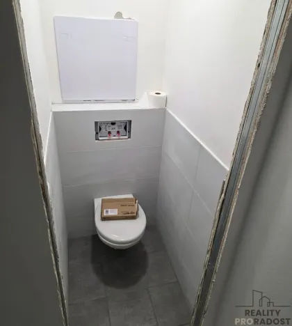 Pronájem bytu 1+1, Kladno, Francouzská, 28 m2