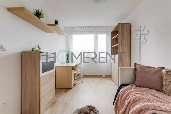 Pronájem bytu 3+1, Praha - Kobylisy, Kaňkovského, 72 m2