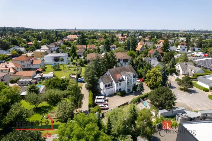 Pronájem rodinného domu, Průhonice, U Křížku, 447 m2