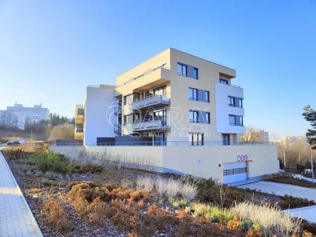 Pronájem bytu 1+kk, Praha - Záběhlice, Klapálkova, 32 m2