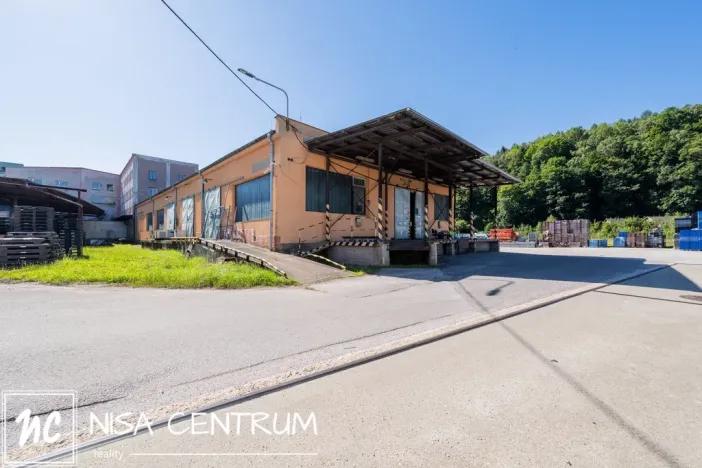 Pronájem výrobních prostor, Hostinné, Nádražní, 6000 m2