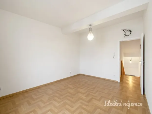 Pronájem bytu 3+kk, Praha - Vinohrady, Rumunská, 83 m2
