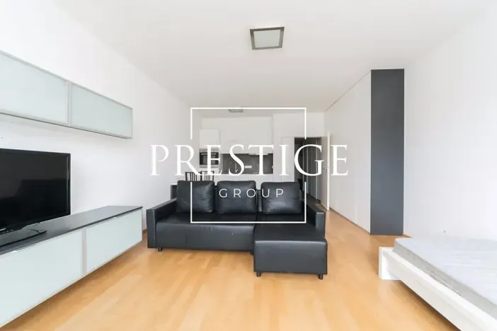 Pronájem bytu 1+kk, Praha - Smíchov, Švédská, 48 m2