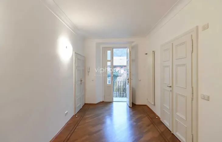 Pronájem bytu 4+1, Praha - Malá Strana, Vlašská, 170 m2