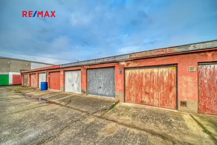 Prodej garáže, Kolín, 18 m2