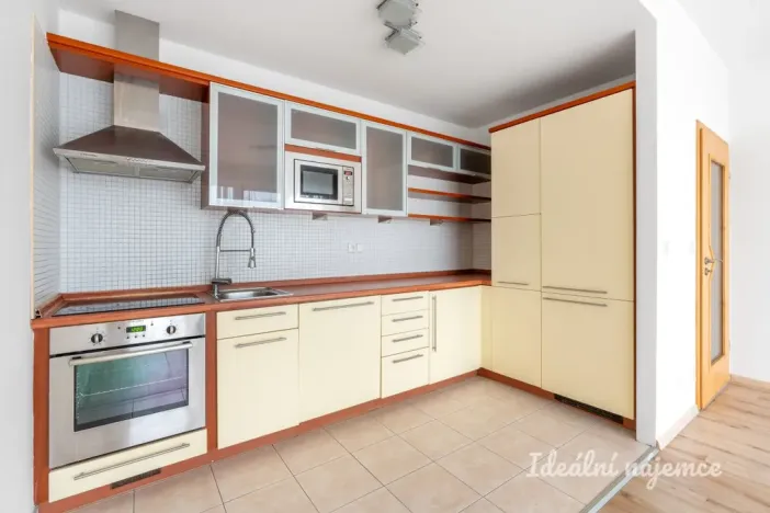 Pronájem bytu 2+kk, Praha - Libeň, Podvinný mlýn, 52 m2