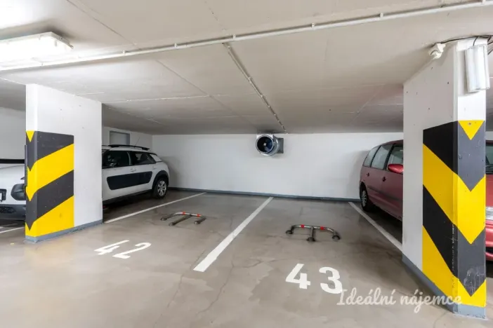 Pronájem bytu 2+kk, Praha - Libeň, Podvinný mlýn, 52 m2