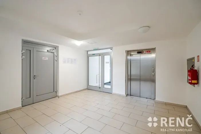 Pronájem bytu 2+kk, Brno, Libušina třída, 46 m2