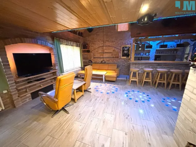 Prodej rodinného domu, Hevlín, 250 m2