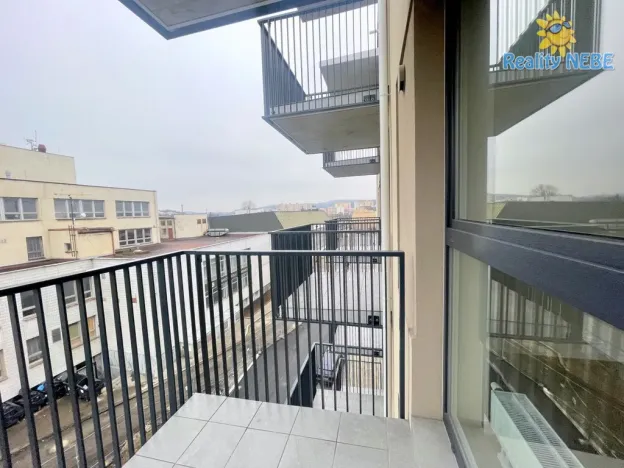 Pronájem bytu 2+kk, Kralupy nad Vltavou, Nádražní, 40 m2