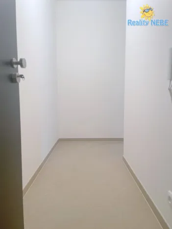 Pronájem bytu 2+kk, Kralupy nad Vltavou, Nádražní, 40 m2